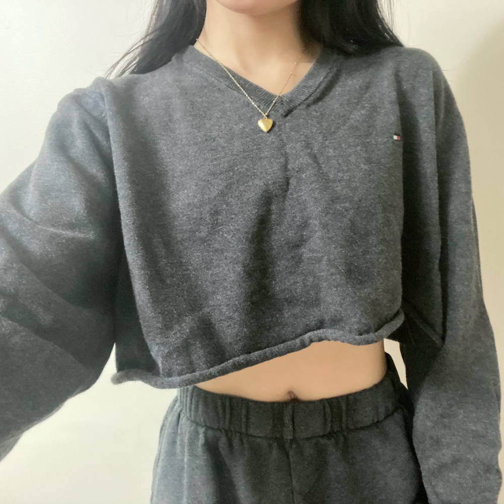 Dark grey cropped Tommy Hilfiger Sweater